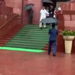 बारिश में Rahul Gandhi का Video Viral 🌧️ | Good PR या उल्टा पड़ गया दांव? | Priyanka Gandhi